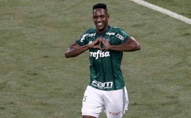 Libertadores: Palmeiras sofre, mas vence com gol no último lance