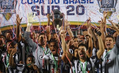 Nos pênaltis, Flamengo supera o Palmeiras e conquista Brasileiro Sub-20