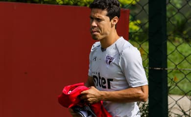 São Paulo libera Hernanes de treino e vê permanência como improvável -  Esportes - R7 Futebol