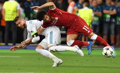 Salah no Barcelona? Empresário do jogador desmente