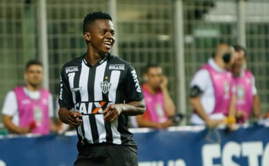 Galo' vira com Cazares e Fred e volta a vencer em casa no Brasileirão