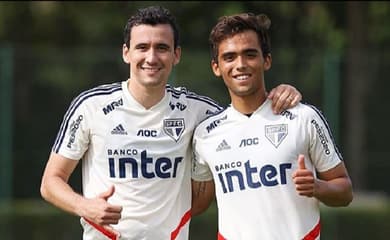 São Paulo FC on X: 📋 O Tricolor definiu os inscritos para a disputa da  @SudamericanaBR. Além dos jogadores do elenco principal, a lista com os 48  nomes conta com dez atletas