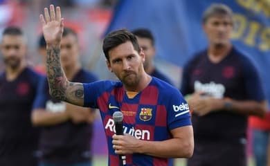 Lionel Messi deixa o Barcelona depois de impasse com liga espanhola