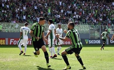 Em jogo com duas viradas, São Paulo bate o Bahia no Brasileiro Feminino -  Lance!