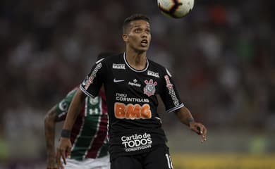 Pedrinho no Santos: saiba como estão as negociações com o jogador