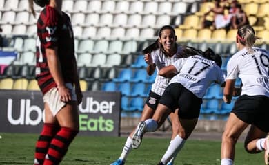 Corinthians vence o Flamengo e consegue a vantagem na semifinal do  Brasileiro