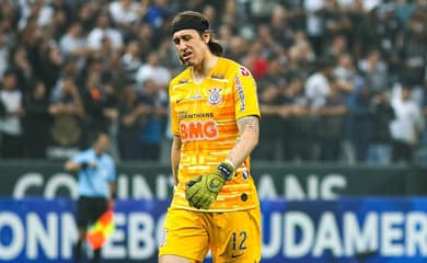 Lance - CÁSSIO É CORINTHIANS! 🧤⚽🦅 No dia do goleiro, Cássio escreve mais  uma vez seu nome na história do Timão. Ídolo máximo! 👏👏 #corinthians # cássio #goleiro