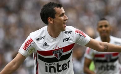 São Paulo erra mais da metade de suas finalizações no Campeonato