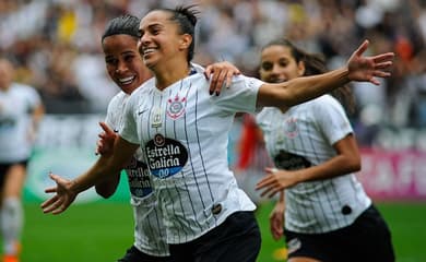 Corinthians goleia o São Paulo e é campeão do Paulistão Feminino - Lance!