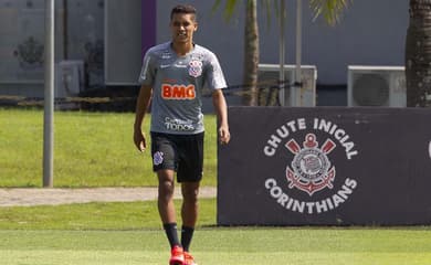 Meia do Corinthians é escolhido para Seleção do Campeonato Paulista