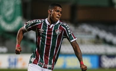 Estilo de vida de jogador profissional de futebol ganha destaque