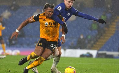 No 1º jogo de Lampard no Stamford Bridge, Chelsea empata com o Leicester no  Inglês