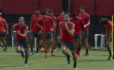 Flamengo divulga lista de relacionados com volta de Rodrigo Caio