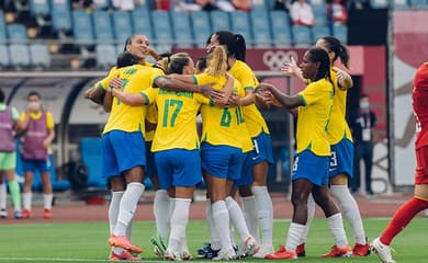 Partida com 11 gols marca estreia dos jogos femininos do