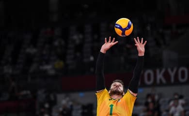 Seleção masculina de vôlei perde para russos e vai disputar o