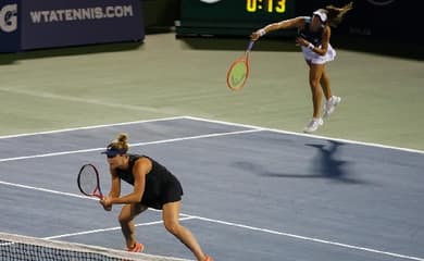 Ao lado de canadense, Luisa Stefani vence o WTA 1000 de Montreal