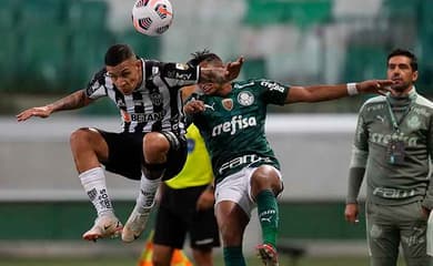 Palmeiras perde para o Corinthians em primeiro jogo da semifinal