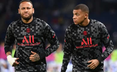 Mbappé revela que 'não é fácil' jogar com Neymar: 'Ele é muito