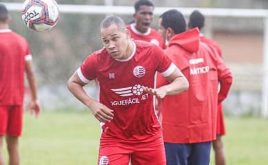 Caio Dantas chega ao Náutico e é mais um reforço do Timbu para