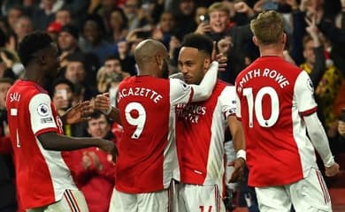 Futebol ao vivo: saiba onde assistir aos jogos de hoje da Premier League -  Lance!