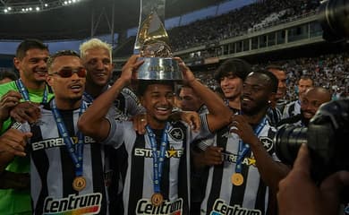 Última Divisão - O Botafogo é campeão da Série B pela 2ª vez na história!  Dessa vez o começou foi ruim, mas o título veio com uma grande arrancada no  2º turno.