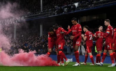 Salah é eleito pela quarta vez o jogador do mês da Premier League - Lance!