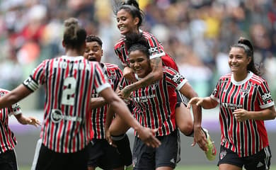 SÃO PAULO, SP - 28.08.2019: CAMPEONATO PAULISTA FEMININO - Sao Paulo  Women&# Championshonship - Sao Paulo and Santos draw 1-1 in the return game  on the afternoon of WednesdAugust 28, 28, 2019