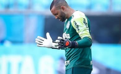 Ex-Corinthians, goleiro pode ser campeão da Champions League