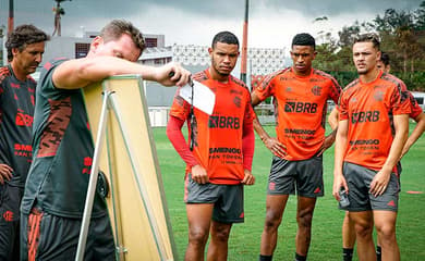 ense está entre os titulares do Flamengo na estreia do Cariocão