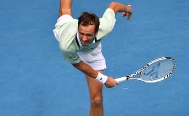 Medvedev diz que Novak Djokovic é o maior tenista de todos os tempos