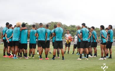 Vasco x Botafogo: como assistir ao clássico carioca na live do Casimiro