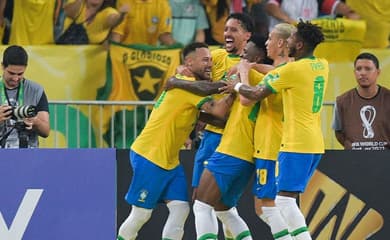 Seleção goleia Chile por 4 a 0 no último jogo no Brasil antes da Copa