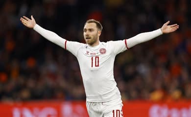 Doentes por Futebol - Eriksen nos últimos 15 jogos pela Dinamarca: 13 gols,  5 assistências. 🇩🇰