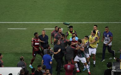 Fluminense vence o Flamengo em jogo com expulsões e confusão no fim