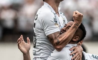 Renyer supera lesão e drama familiar e busca volta por cima no Santos -  Lance!