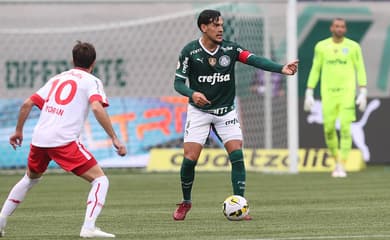 Incansável? Gustavo Gómez foi titular em todos os últimos 15 jogos do  Palmeiras - Lance!