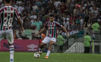 André diz que Fluminense é favorito contra o Flamengo: 'Estamos jogando  mais