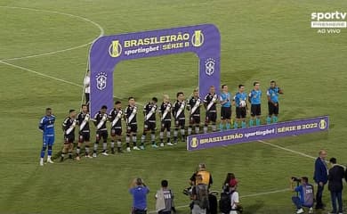 E agora, Inter? Thiago Galhardo assiste a jogo do Ceará ao lado do  presidente do clube - Lance!