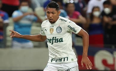 Palmeiras atualiza página do elenco com fotos, mas jogadores ainda devem  deixar clube, palmeiras