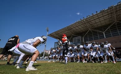 NFL estuda colocar jogos no Brasil durante a temporada regular - Lance!