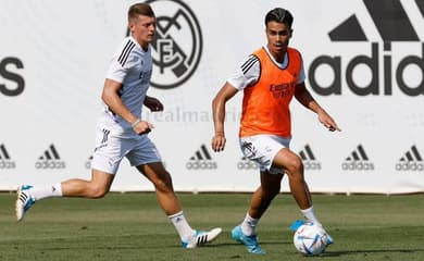 Real Madrid não sabe o que fazer com Reinier: qual será o futuro do meia?