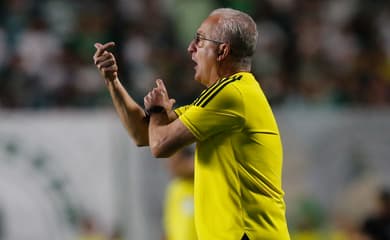 Flamengo fica no empate com o Goiás e vê Palmeiras abrir nove