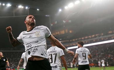 Corinthians poder ser comparado ao Manchester City, mas isso não é nada bom