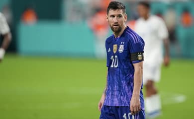 Nova camisa da Argentina para a Copa do Mundo 2018 vaza na web