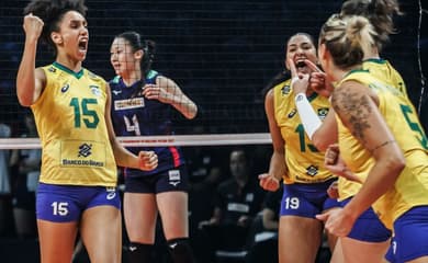 Seleção feminina do Brasil vence na estreia do Campeonato Mundial de Vôlei