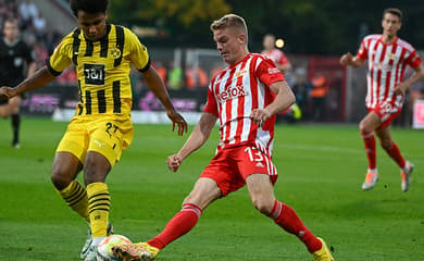 Borussia Dortmund x Bayer Leverkusen: onde assistir, horário e escalações  do jogo da Bundesliga - Lance!