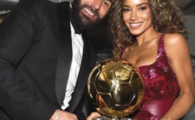 Benzema conquista Bola de Ouro de melhor jogador do mundo