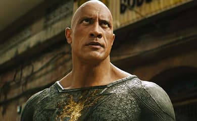 Um dos filmes mais esperados do ano! Já imaginou como será o The Rock como  um super-herói? Vai ser demais! Acesse o link na bio, confira a programação  e