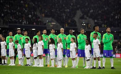 Modelo de jogo de futebol. modelo de dia de jogo brasil vs gana.