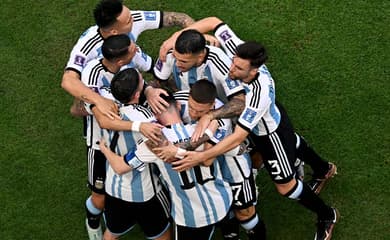 Brasil x Argentina: onde assistir ao vivo, horário e prováveis escalações do  jogo pelas Eliminatórias da Copa do Mundo - Lance!